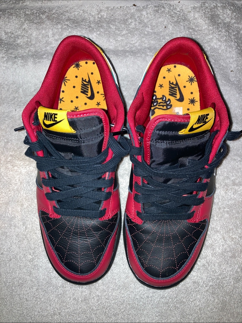 Nike Black, Red & Yellow Low-Top Sneakers